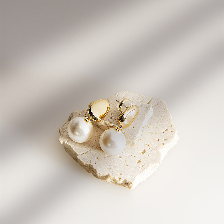 Atmospheric Light Luxury And Elegant Temperament S925 Silver Needle Premium Pearl Earrings